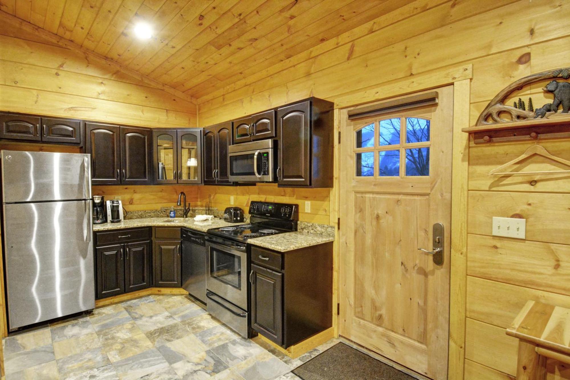 The Lodges At Sunset Village McHenry Room photo