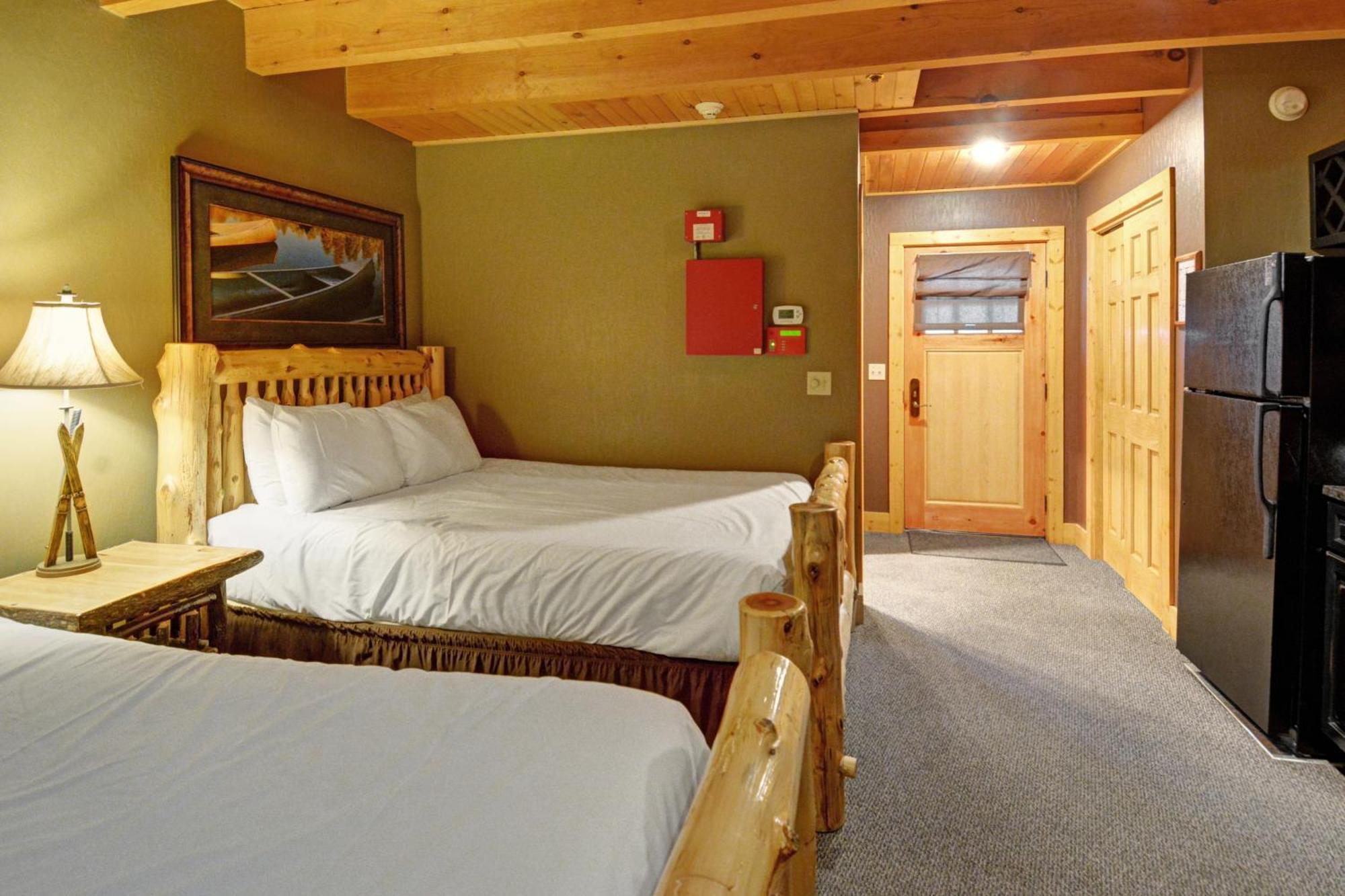 The Lodges At Sunset Village McHenry Room photo